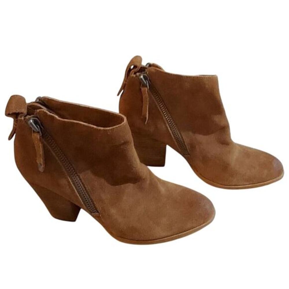 DOLCE Vita double zipper chunky distressed brownβ suede leather booties size 10